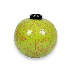 Round vase by Lene Regius in Green color from the 1990 image 1