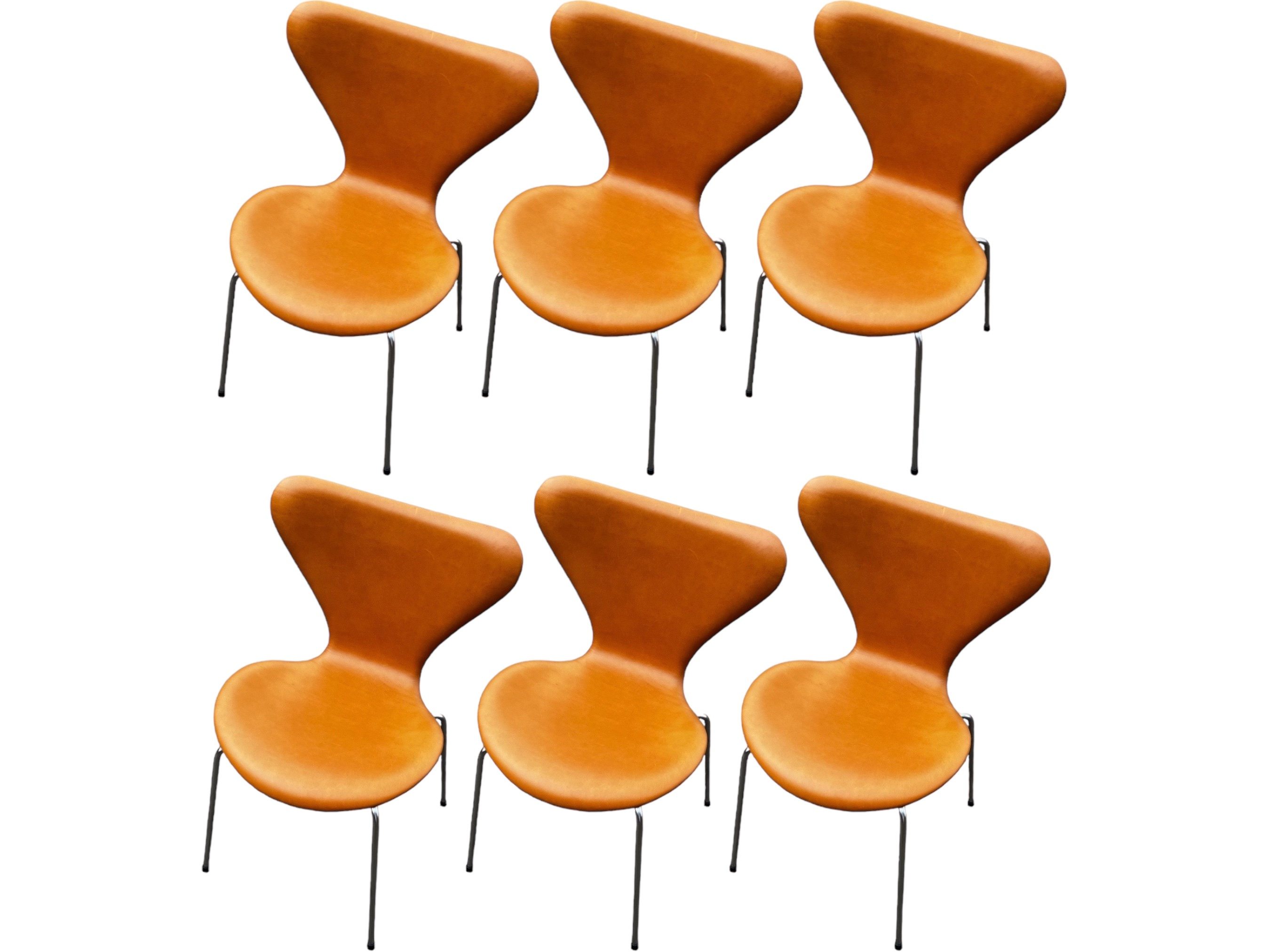 Seven Chair Model 3107 Made In Cognac Leather By Arne Jacobsen For Fritz Hansen