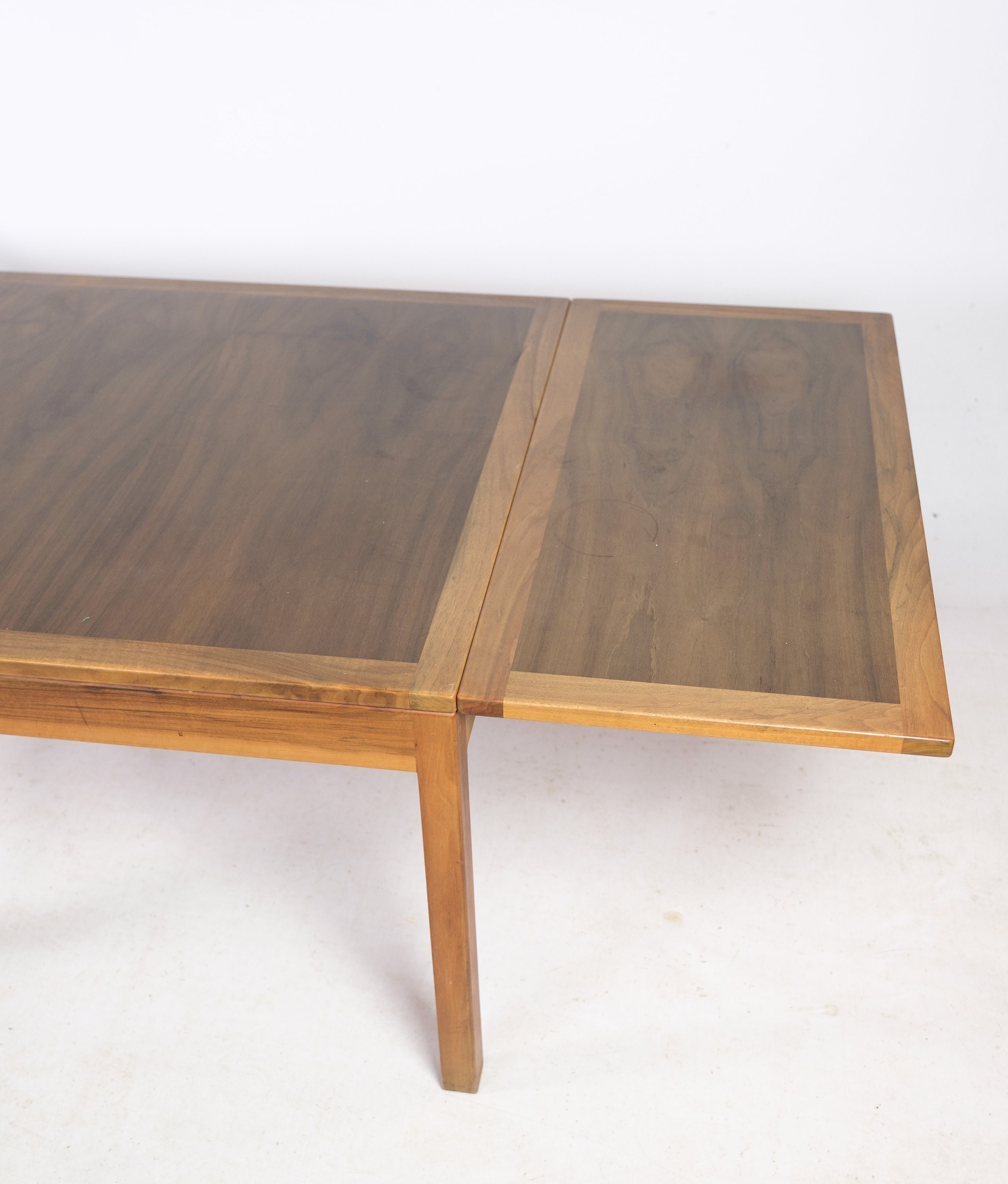 5362 Coffee Table in Oak and Veneer by Børge Mogensen for