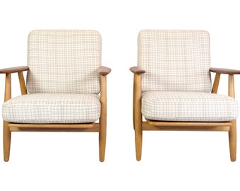 Pair of Original Teak and Oak Cigar Lounge Chairs by Hans J. Wegner for GETAMA