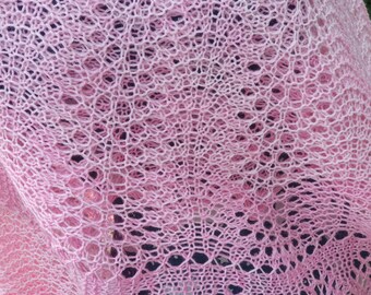 Shetland Lace Circular Baby Shawl in 100% Wool - hand dyed pink ombre