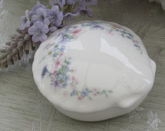 Wedgwood Angela Clam Shell Lidded Trinket Dish