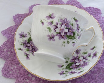 Aynsley Wild Violets Bone China Tea Cup and Saucer - England - Etsy