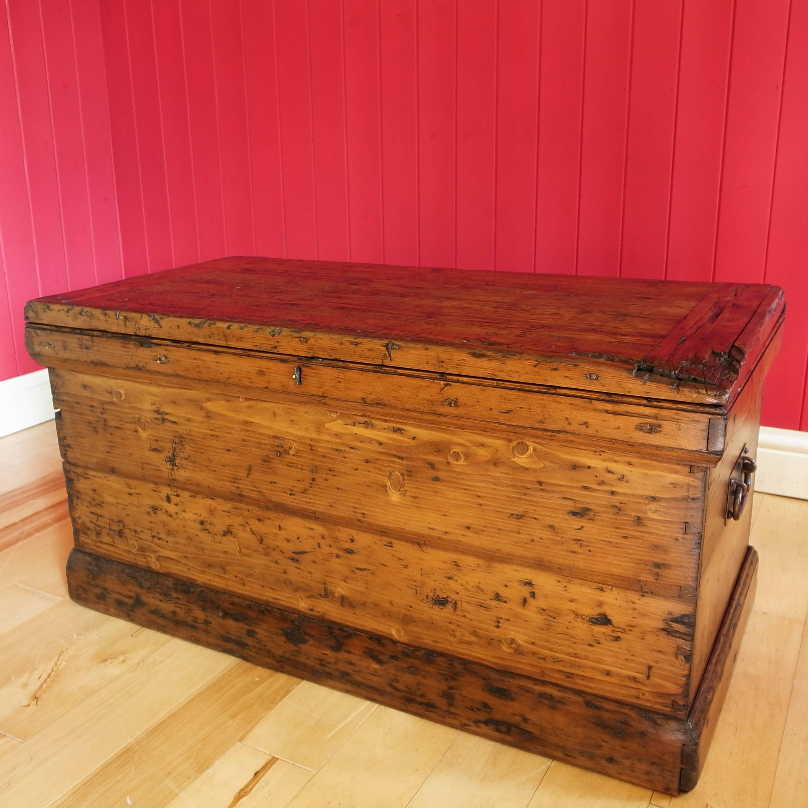 Antique Victorian Rustic Wooden Chest Coffee Table