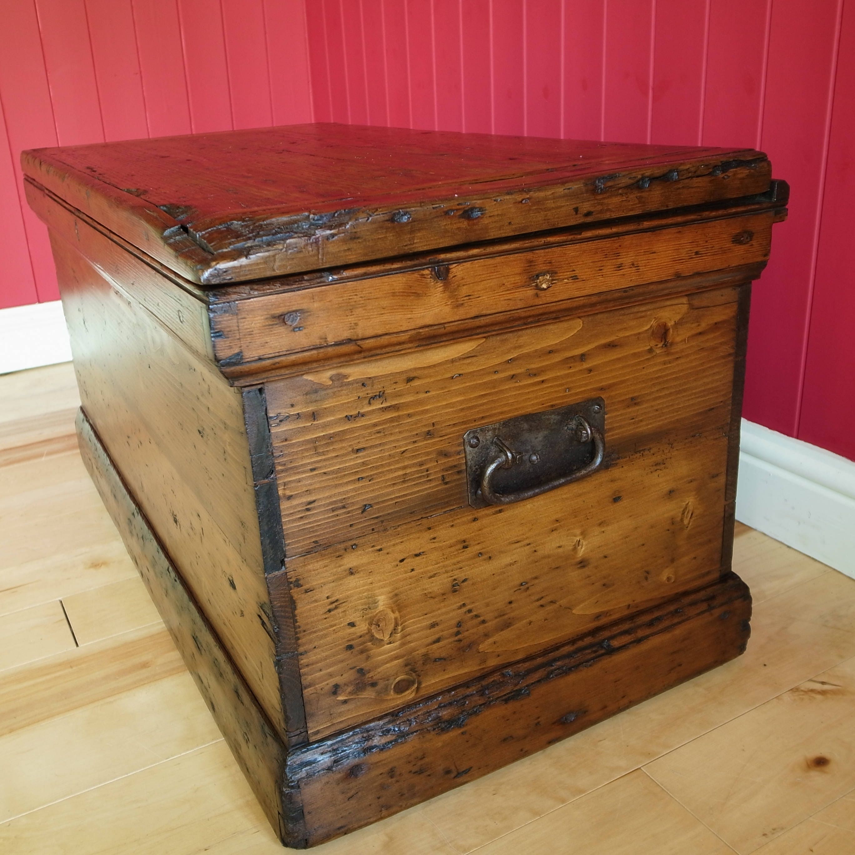 Antique Victorian Rustic Wooden Chest Coffee Table