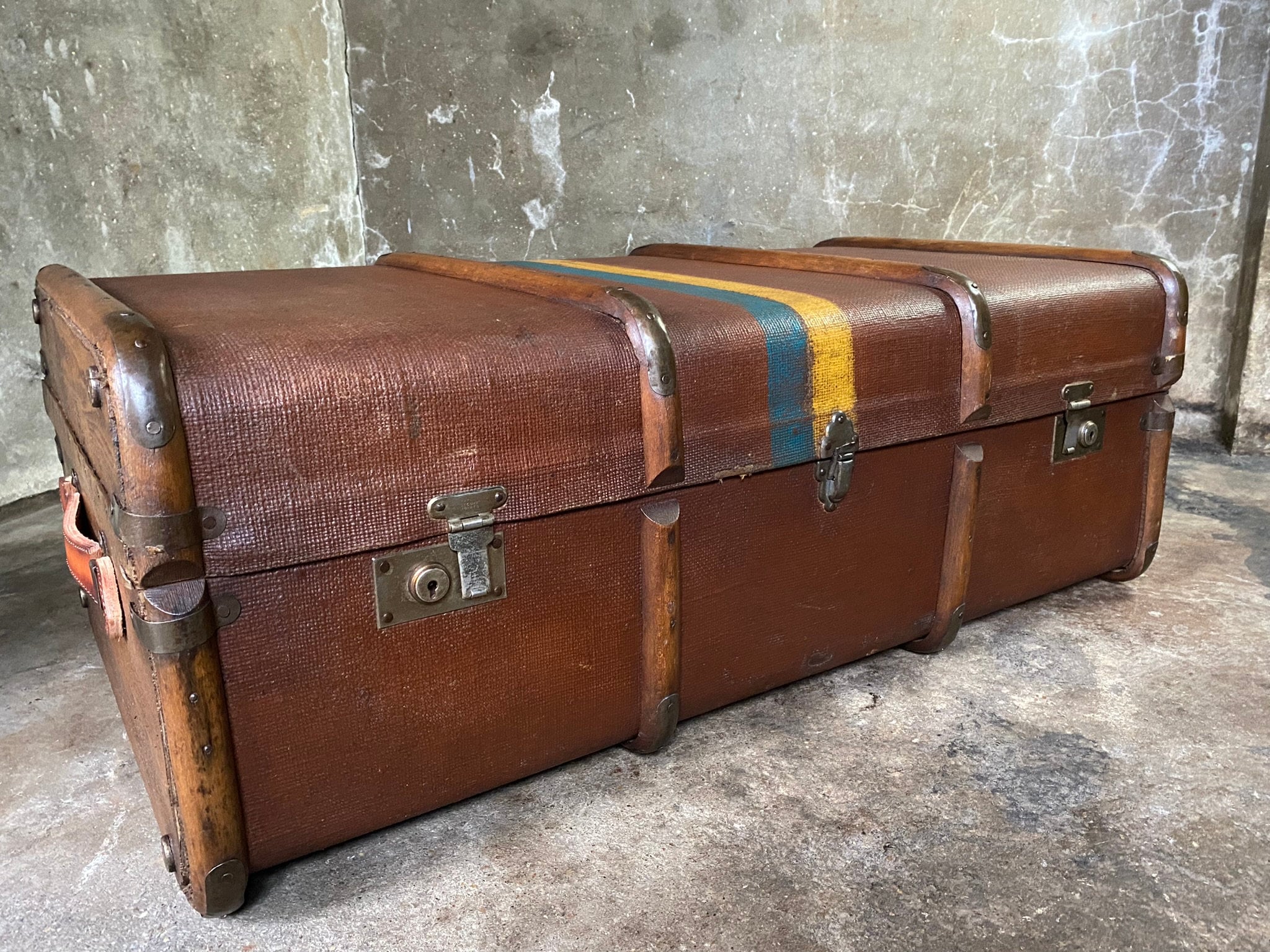 Vintage Steamer Trunk – Bespoke Vintage UK