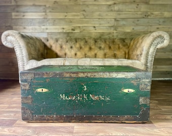 ANTIQUE Military Trunk, Storage Chest, Coffee Table Trunk & Key