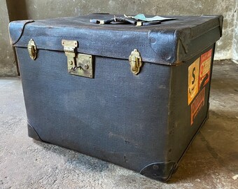 ANTIQUE Luggage Trunk, Storage Chest, Hat Box & Key