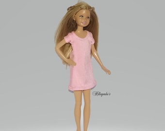 Short sleeve dress for 9" Stacey little sister doll - solid colors