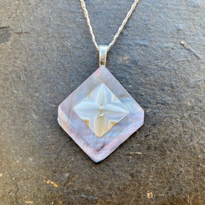 Antique Silver Smoky and White Mother of Pearl Pendant Necklace MPN990