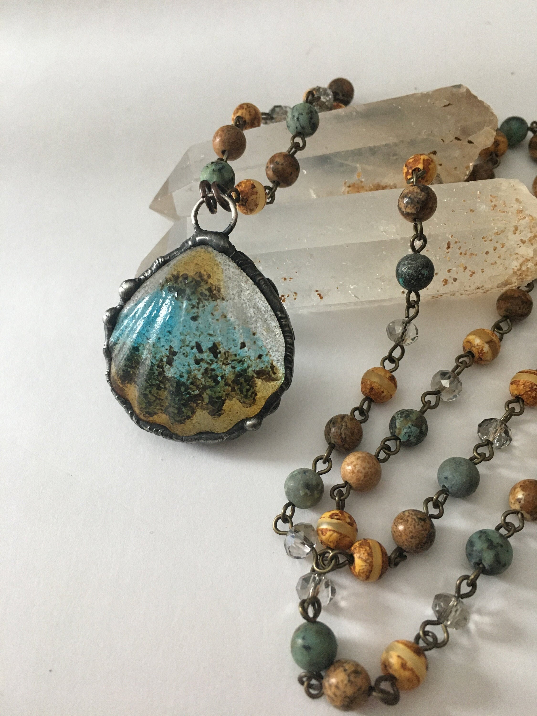 Seashell necklace, Shelling pendant, African turquoise, crystal, agate