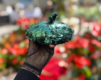 Green Sequin Mini Hat Fascinator, Handmade Cocktail Hat, Derby Headpiece, Statement Women Headwear, Elegant Party Hat