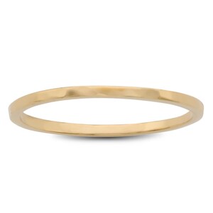 Anel de ouro amarelo 10K sólido martelado 1 mm tamanho 1 – 15 anel de ouro fino midi stack band