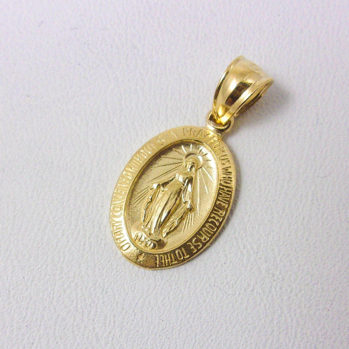 Solid 18K Yellow Gold Miraculous Medal Virgin Mary Pendant - Etsy