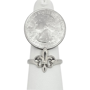 Solider 18K Weißgold Fleur de Lis Ring, Fleur-de-Lis Symbol Ring, Eleganter Weißgoldring, Luxus Damen Goldring, Einzigartiger Damen Schmuck Bild 4