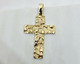 4.1 grams NEW Solid 10K Yellow Gold Mens Nugget Cross Crucifix Pendant Charm 4.1 grams NEW Solid 10K Yellow Gold Mens Nugget Cross Crucifix Pendant Charm