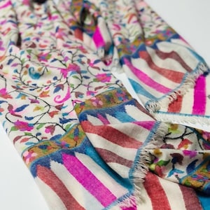 Extra Fine White Floral Design Kani Pashmina Shawl