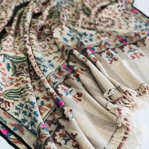 2.5 Yard Beige Kani Pashmina Shawl with Unique Floral Design
