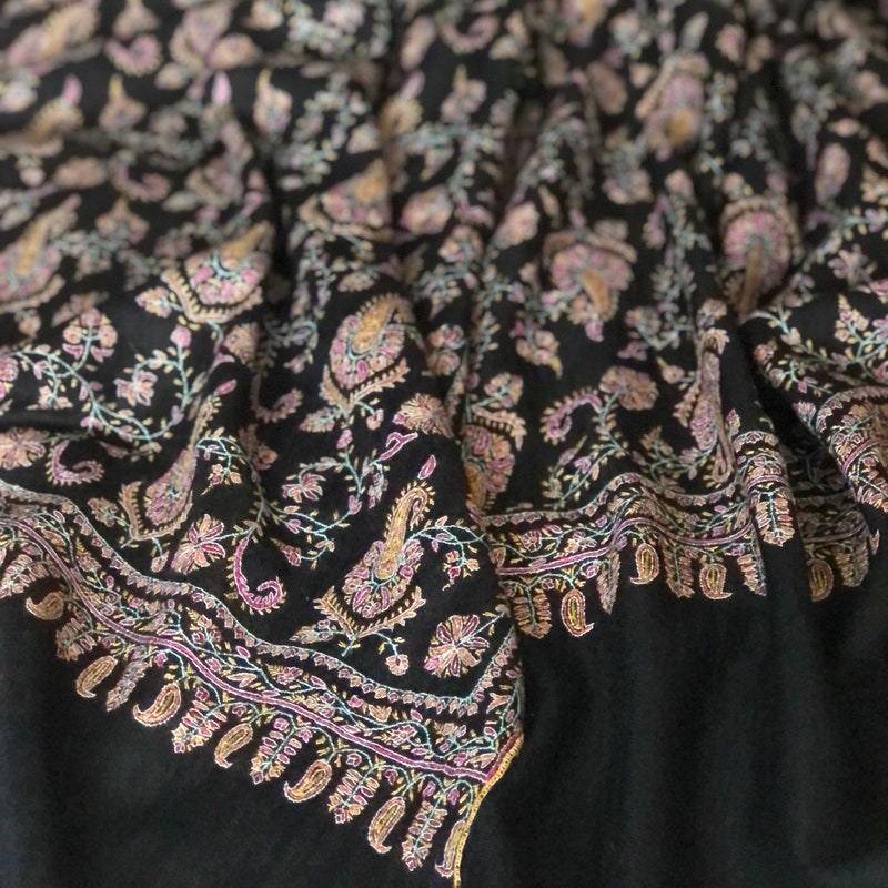 womens black pashmina shawl