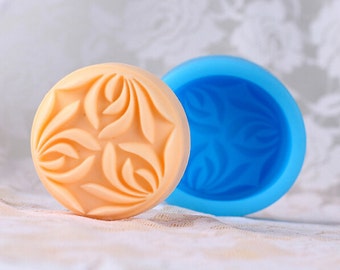 Floral Round Soap Mold Flexible Silicone Mold Candy Chocolate Mold Soap Mold Polymer Clay Mold Resin Mold Baking Tools R0332