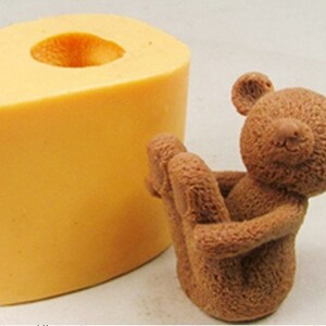 3D Lovely Bear Sport  Soap Mold Flexible Silicone Mold Candy Chocolate Mold Polymer Clay Mold Resin Mold Baking Tools R0464