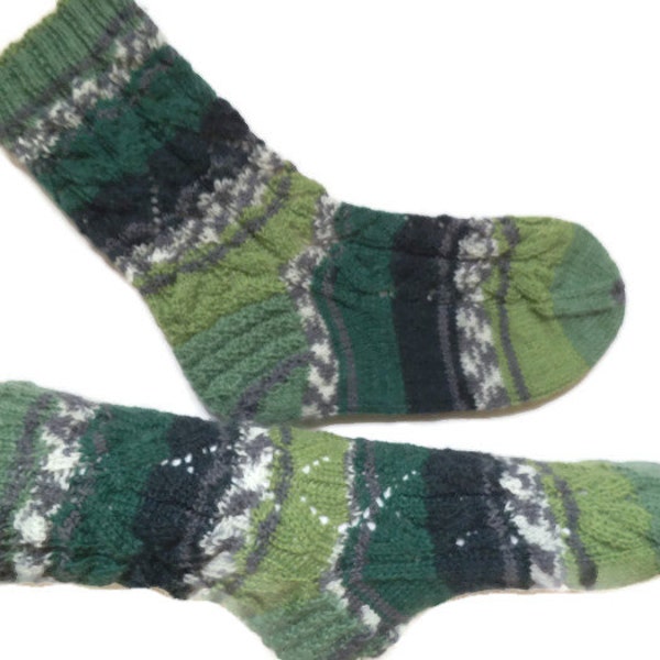 Green socks, grandpa gift, hand knitted wool socks, men socks, warm men socks, wool men socks, gift for Dad, gift for him, gift under 40