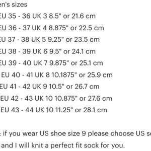 Puede incluir: Un gr&aacute;fico que muestra las tallas de zapatos para mujeres en tallas US, EU y UK, junto con las medidas correspondientes en pulgadas y cent&iacute;metros. El gr&aacute;fico incluye tallas desde US 5 hasta US 13.
