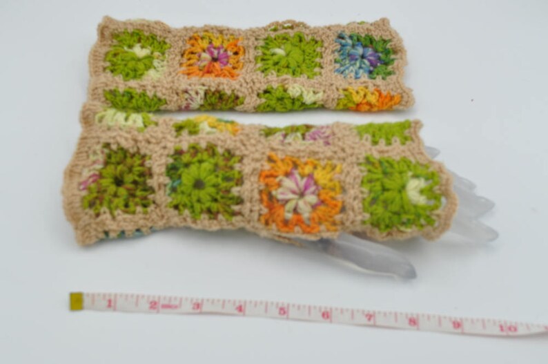Handmade Fingerless gloves / crochet Christmas gift / granny image 0
