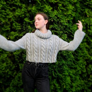 Hand knit short grey sweater made with classical cables image 6