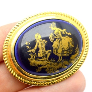 Broche dorado de pareja de amantes de cobalto de porcelana azul de la era georgiana de estilo antiguo