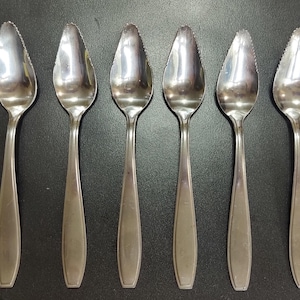 Vintage Knobler Fruit/Orange Spoons set of 8 Crafted in Japan