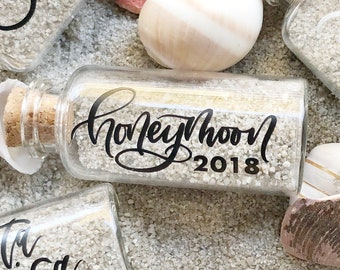 Honeymoon Sand Bottle - Vacation Keepsake - Honeymoon Gift, Honeymoon Keepsake Jar, Honeymoon Keepsake Bottle, Vacation Beach Sand