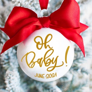 Oh Baby Weihnachtsverzierung - Weihnachten Schwangerschaftsankündigung - Weiß und Gold Verzierung- Babyankündigung - 2025 Baby kommt bald