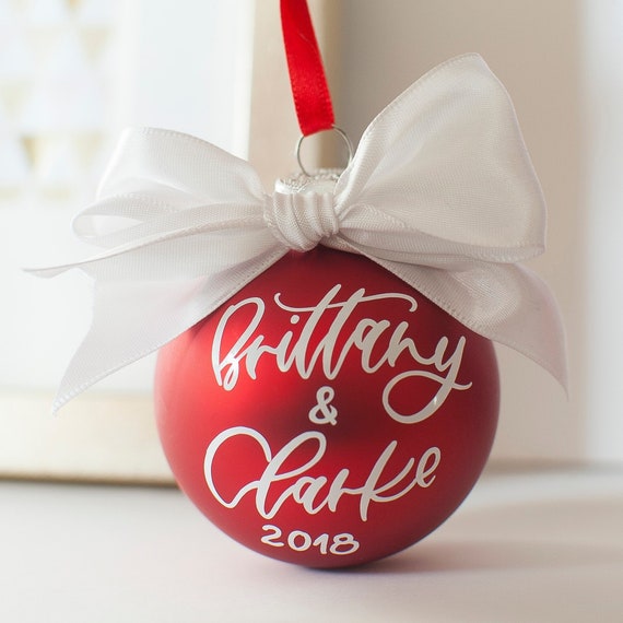 ANY COLOR Personalized Ornament - Calligraphy - Customize With Your Names,  Family Ornament, Baby Ornament, Couple's Ornament