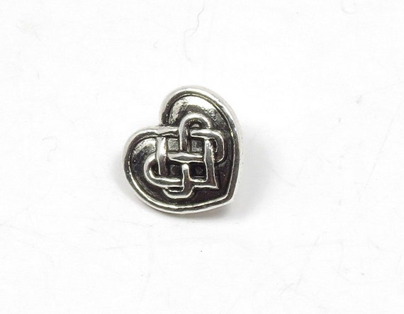 Shanked Button - White Bunny Rabbit: 13mm Shanked Button - White Bunny Rabbit: 13mm