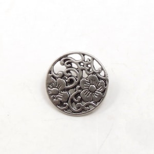 6 pcs. Silver Flower Sewing Button - Antique Silver Metal Shank Buttons - 19mm (3/4&quot;) - Floral Sewing Buttons - 6 pcs. Bu3348