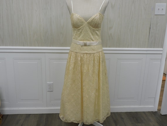 Vintage Max and Cleo Yellow Lace Dress With Bow Sz. S - Etsy Vintage Max and Cleo Yellow Lace Dress With Bow Sz. S - Etsy