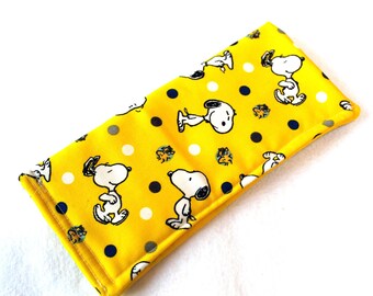 Snoopy Eyeglass Case, Charlie Brown, Peanuts Sunglass Case, Woodstock, Yellow Case, Glass Case, Sunglass Case, Blue Polka Dotted Glass