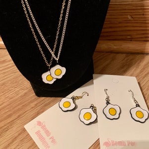 Gebakken ei ketting en bungelen oorbellen - Beste vrienden kettingen - Ei sieraden set - Mix and Match Breakfast Eieren Set Oorbellen - Egg Cup