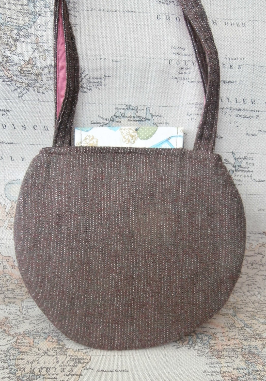 ●augustone8● [HANDMADE] WOOLLY BAG_brown Knitted handmade bag in brown | Celestino