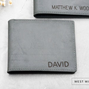 Cartera de cuero negro para hombres, cartera de cuero personalizada personalizada para hombres, regalo para novios, billetera personalizada para él, regalo de Navidad
