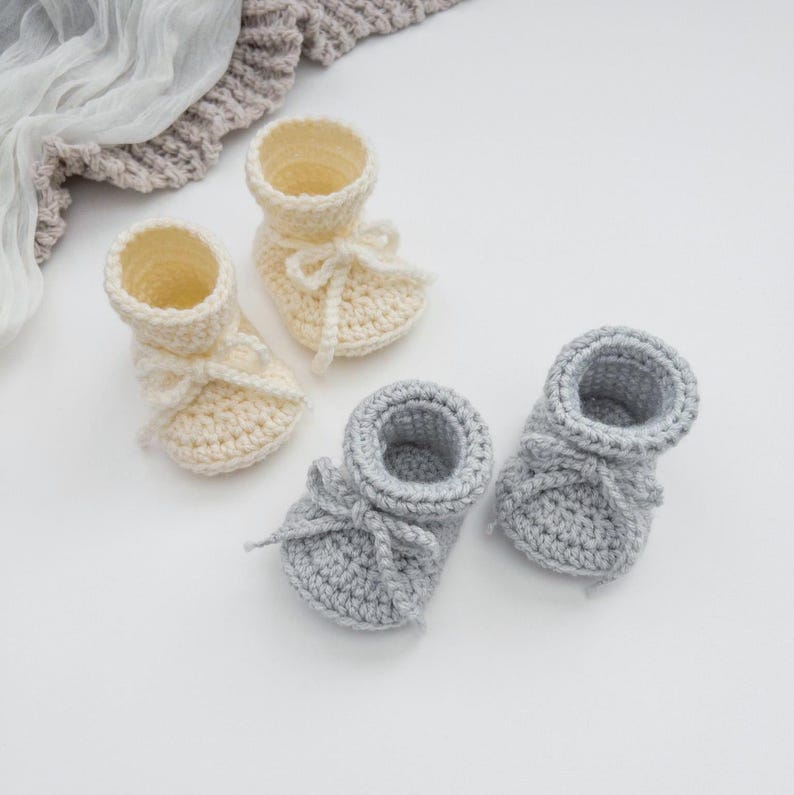 Crochet Baby Booties, Gender Neutral Boots, Winter Baby Shoes, Neutral Baby Slippers, Unisex Baby Shoes, Handmade Infant Booties, Moccasins image 1