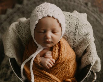 Crochet Baby Bonnet, Newborn Bonnet Hat, Baby Bonnet, Infant Bonnet, Newborn Outfit, Baby Outfit, Baby Photo Prop, MADE to ORDER