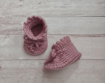 Baby Girl Boots, Baby Boots, Crochet Baby Boots, Baby Booties, Baby Shoes Girl, Crochet Baby Shoes, Baby Gift Booties, RTS, Ready to Ship