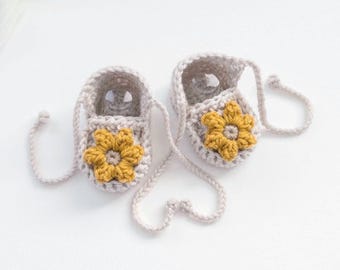 Baby Girl Shoes, Baby Sandals, Newborn Slippers, Baby Girl Booties, Crochet Baby Slippers, Baby Shoes Girl, Sunflower Booties, MADE2ORDER