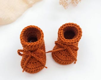 Crochet Baby Booties, Gender Neutral Boots, Winter Baby Shoes, Neutral Baby Slippers, Unisex Baby Shoes, Handmade Infant Booties, MADE2ORDER