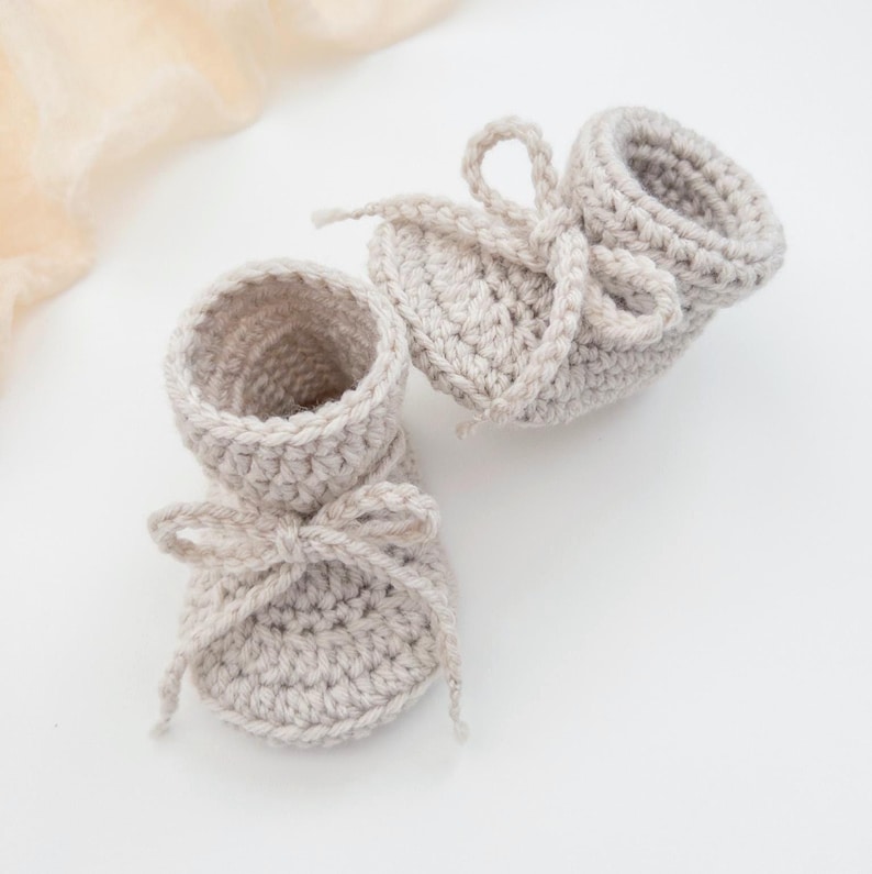 Crochet Baby Booties, Gender Neutral Boots, Winter Baby Shoes, Neutral Baby Slippers, Unisex Baby Shoes, Handmade Infant Booties, Moccasins image 6