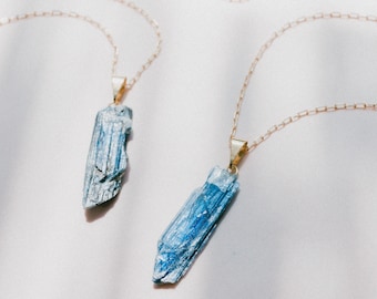 Collier Cyanite Bleue, Bijou Boho Chic Collier Plaqué Or Pierre Bleue, Pendentif Kyanite Brute