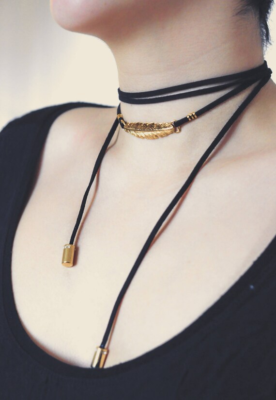 collier ras de cou noir plume collier ras de cou noir plume