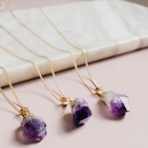 Raw Amethyst Necklace, Gold Crystal Necklace, Raw Stone Necklace, Minimalist Boho Necklace, Amethyst Jewelry, Purple Gemstone Pendant image 4